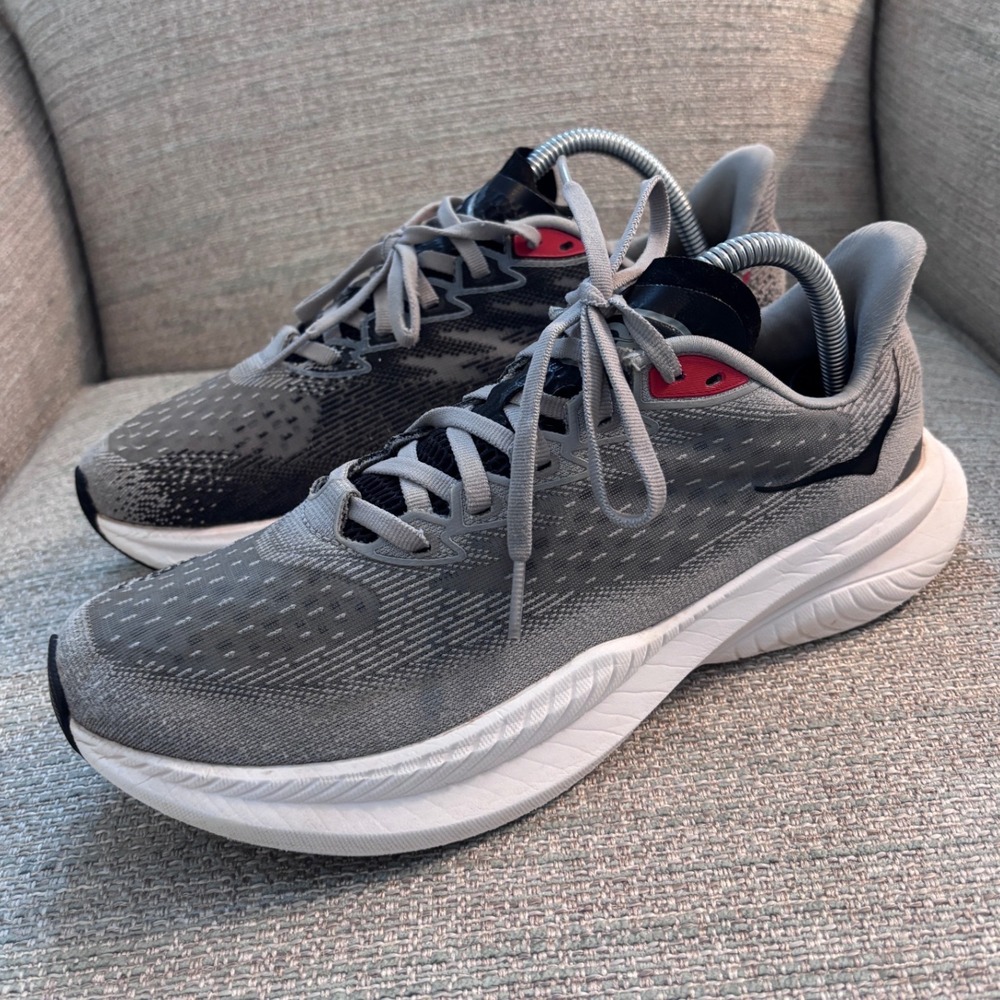 Hoka Mach 6 Mens Running Shoes Sneakers Grey Black Red 1164032 SRYB Size 8.5 D